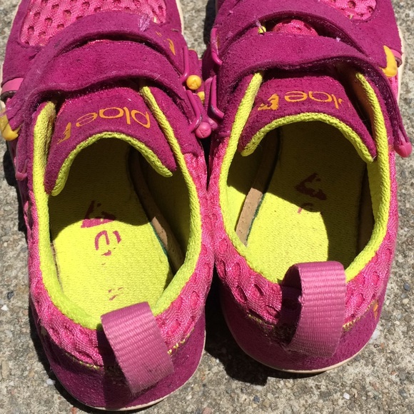 PLAE Hot Pink Mesh Sneaker T11.5 - Picture 5 of 8